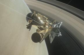 Huling oras ng proyektong Cassini (15 mga larawan)